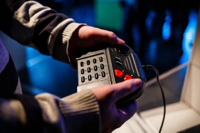 Kontrolleren til en Atari Jaguar. Veldig rart at ikke denne ble en suksess...